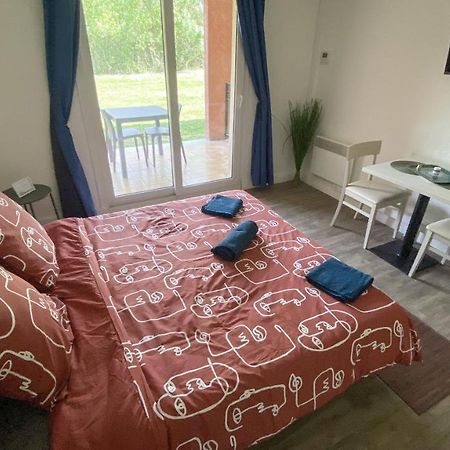 Joli Studio Camargue Lou Rouge Αρλ Εξωτερικό φωτογραφία