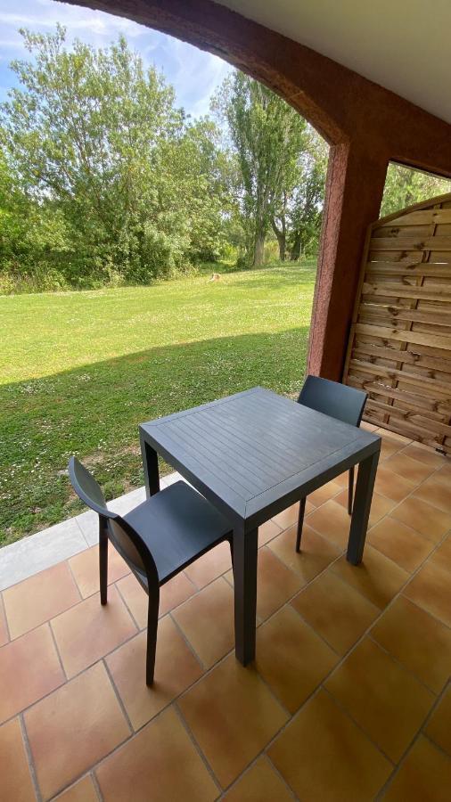 Joli Studio Camargue Lou Rouge Αρλ Εξωτερικό φωτογραφία